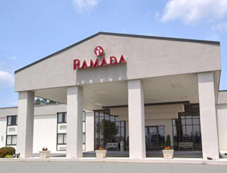 Ramada Burlington Hotel And Conference Center Eksteriør bilde